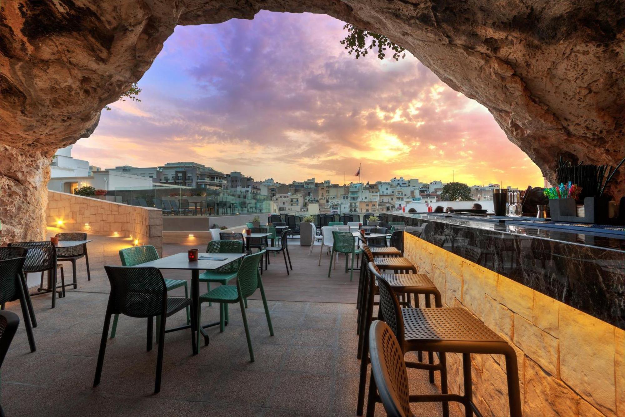 Pergola Hotel & Spa Mellieħa Exteriör bild
